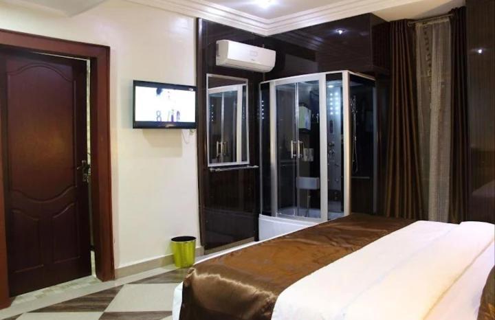 E-Suites Hotel, Abuja Ngoại thất bức ảnh