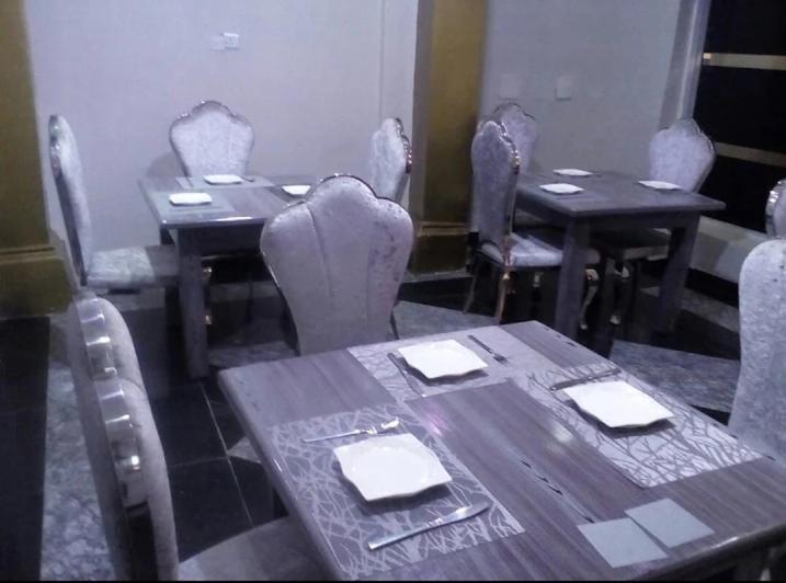 E-Suites Hotel, Abuja Ngoại thất bức ảnh