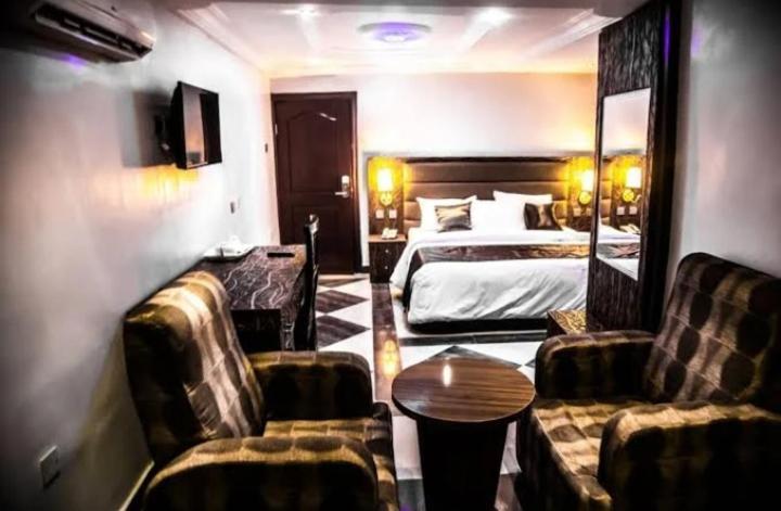 E-Suites Hotel, Abuja Ngoại thất bức ảnh