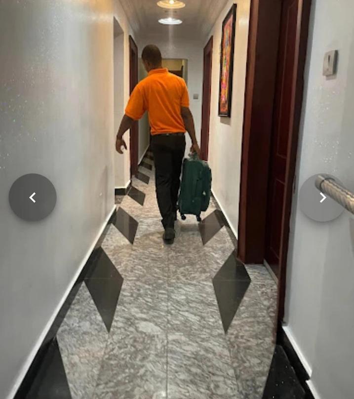 E-Suites Hotel, Abuja Ngoại thất bức ảnh